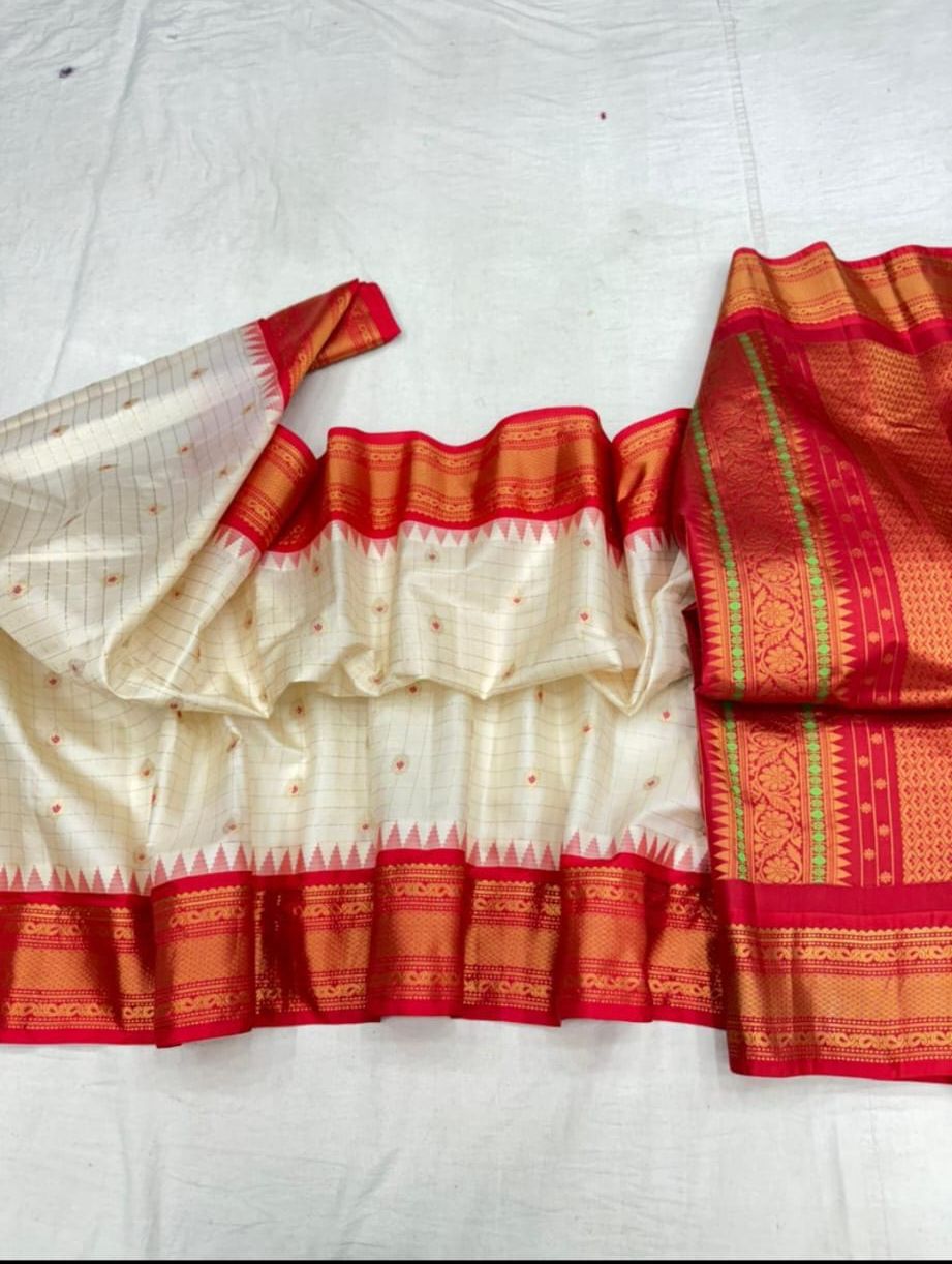 Offwhite Gadwal with Red Border