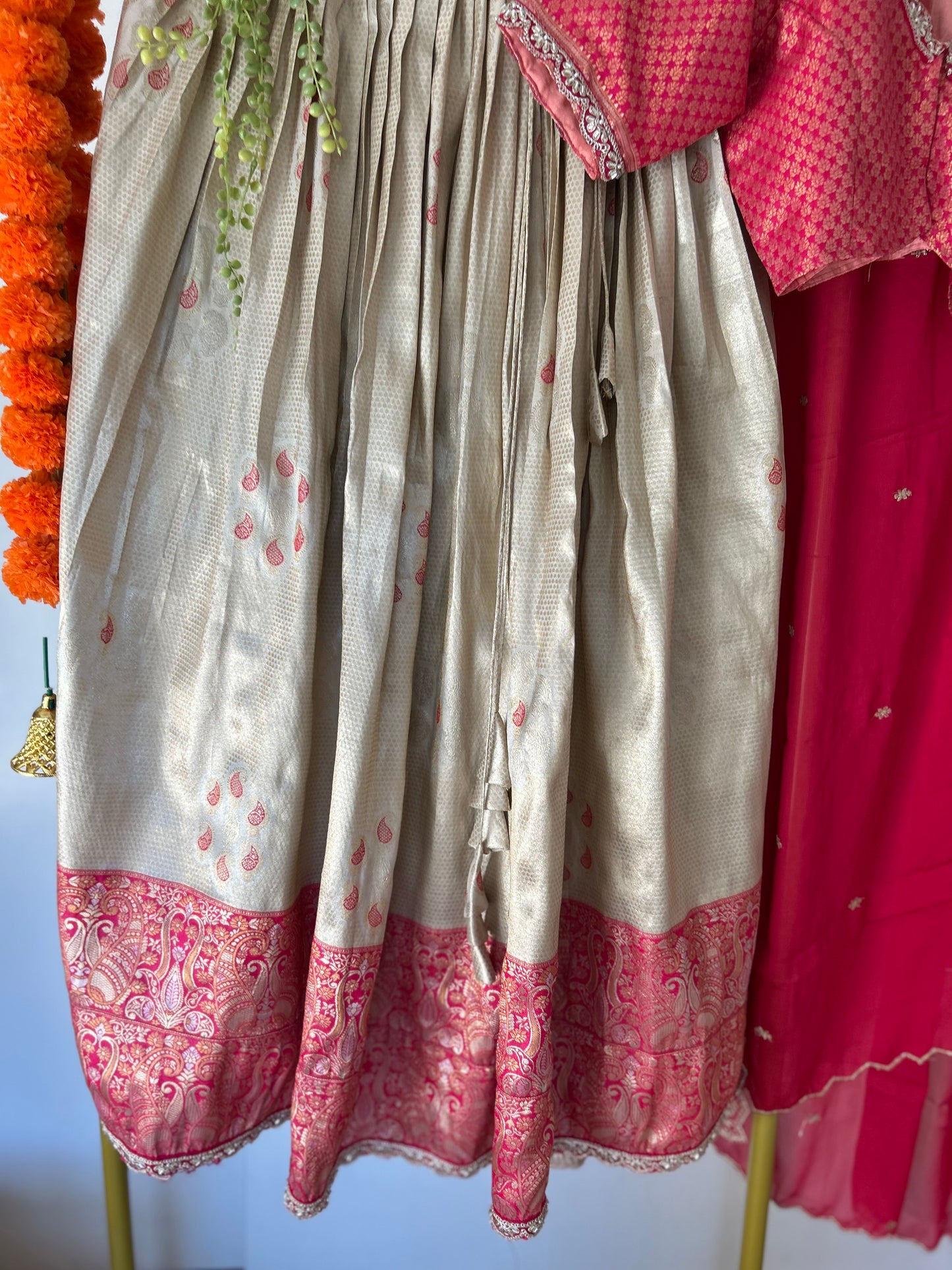 Banarasi Lehanga in Beige and Pink