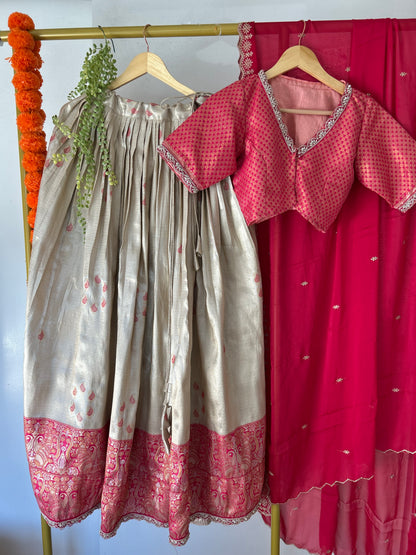 Banarasi Lehanga in Beige and Pink