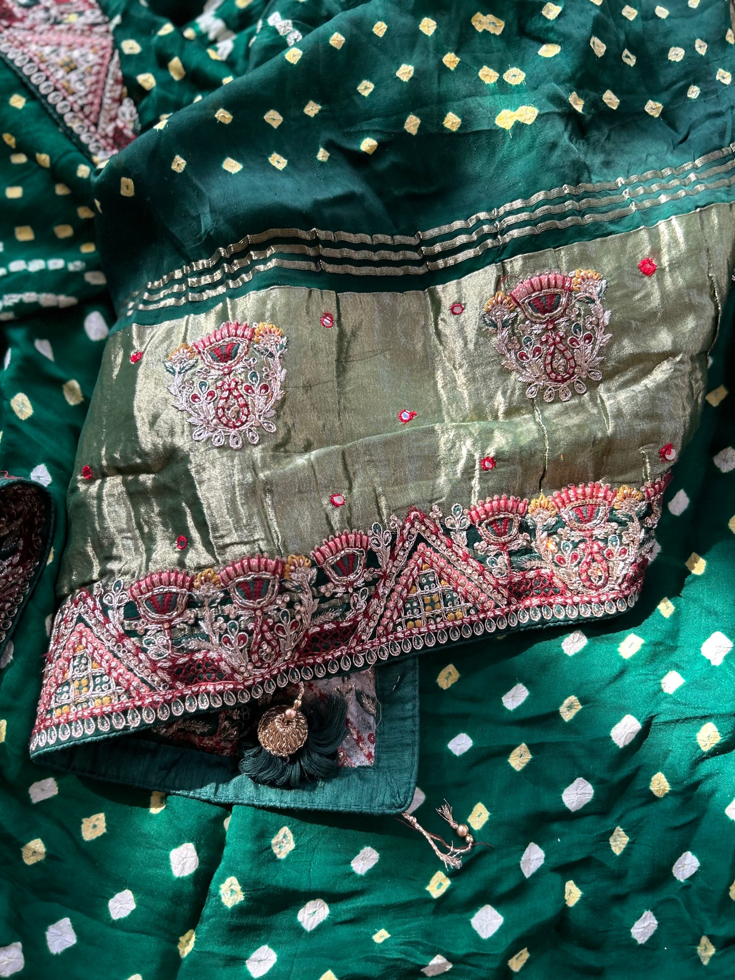 Dark Green Modal silk Bandhini saree with embroidered Border
