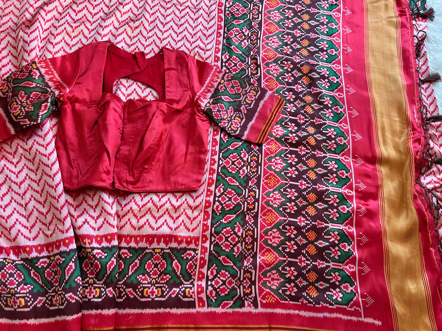 Semi Patola Saree in Onion Pink
