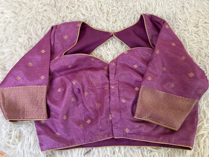 Pure Crepe Brocade Saree in Lavendor